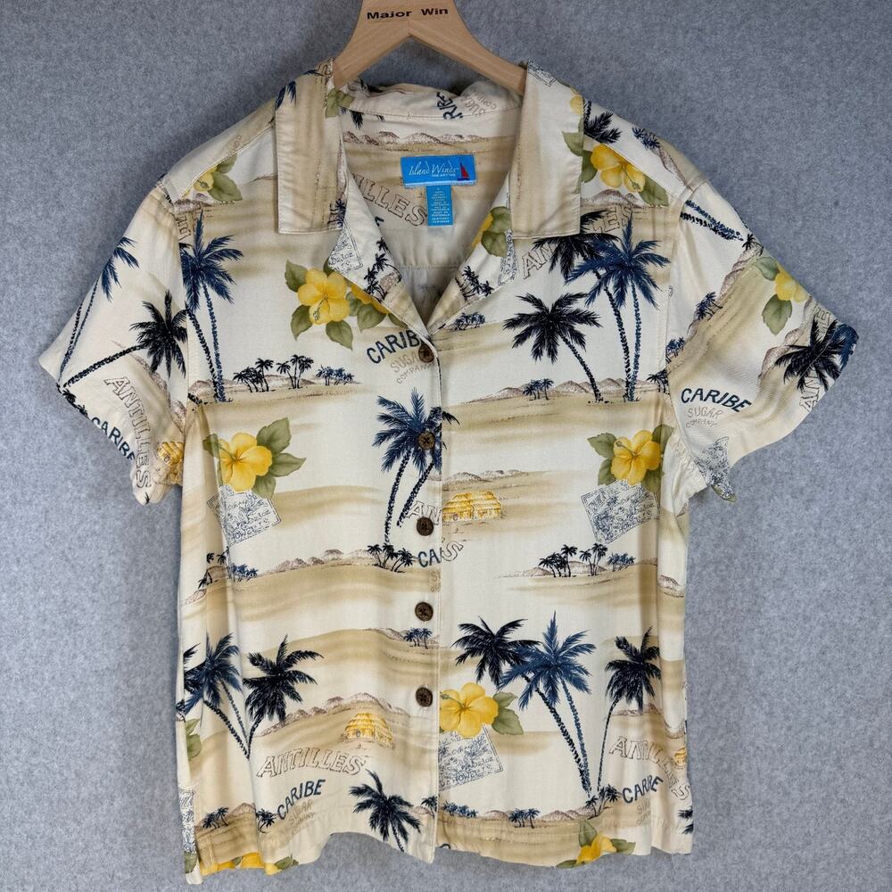 Island Winds Women's Large Hawaiian Shirt Rayon Yellow Floral Palm Soft Material
